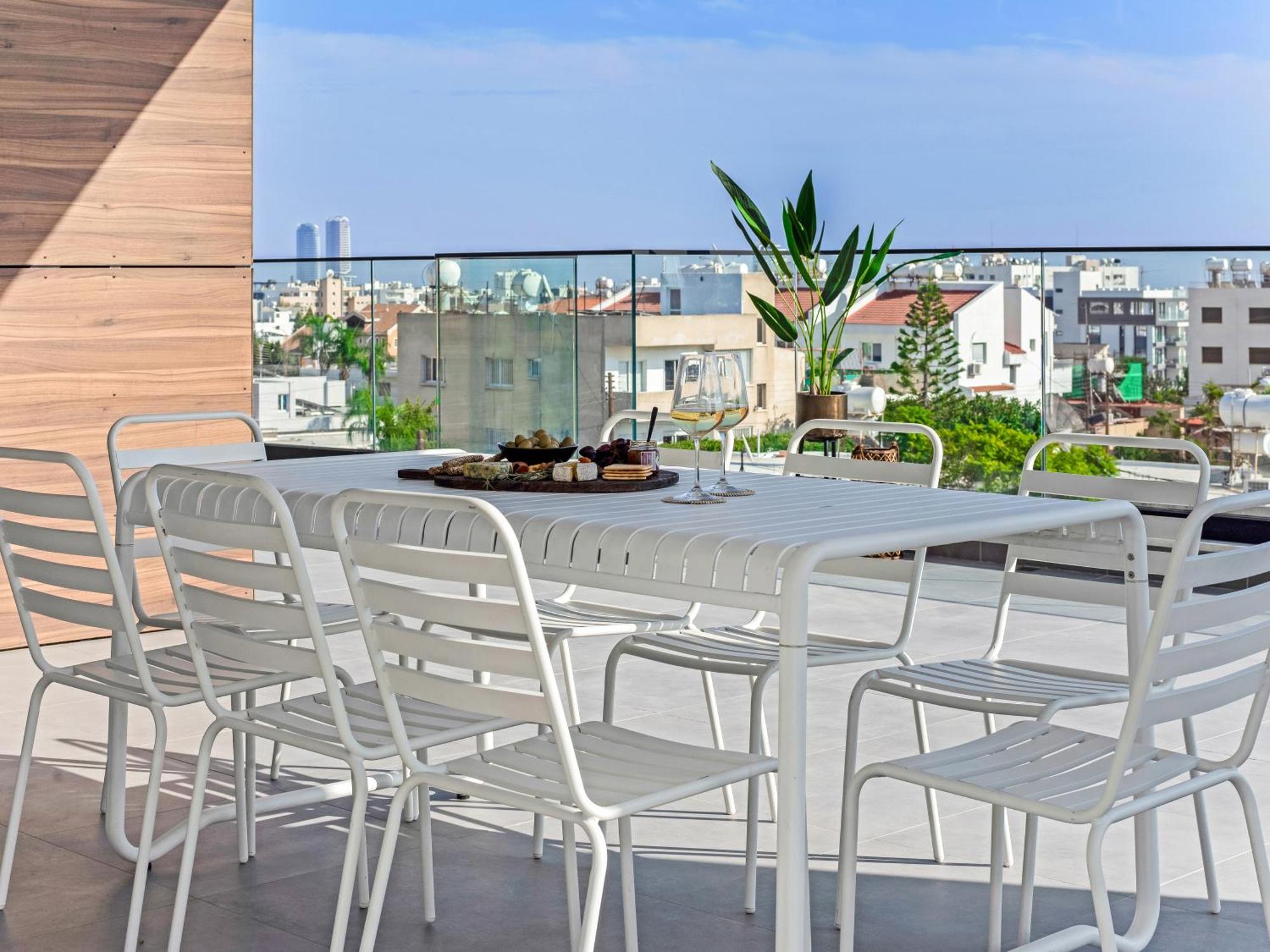 Sanders Crystal 1 Limassol Luaran gambar
