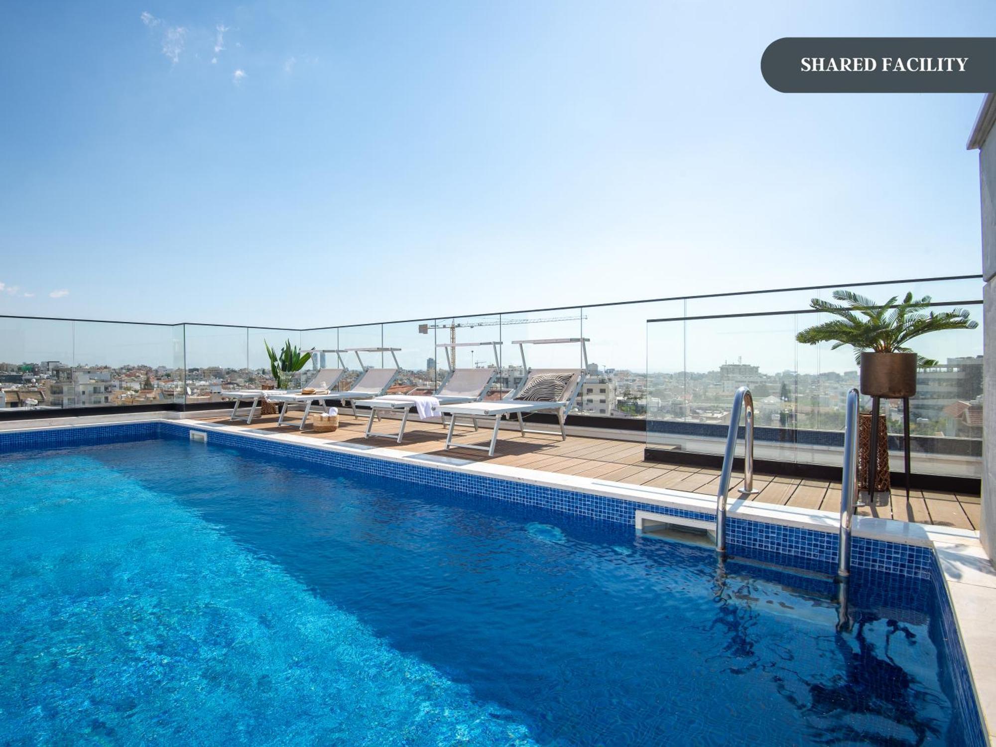 Sanders Crystal 1 Limassol Luaran gambar