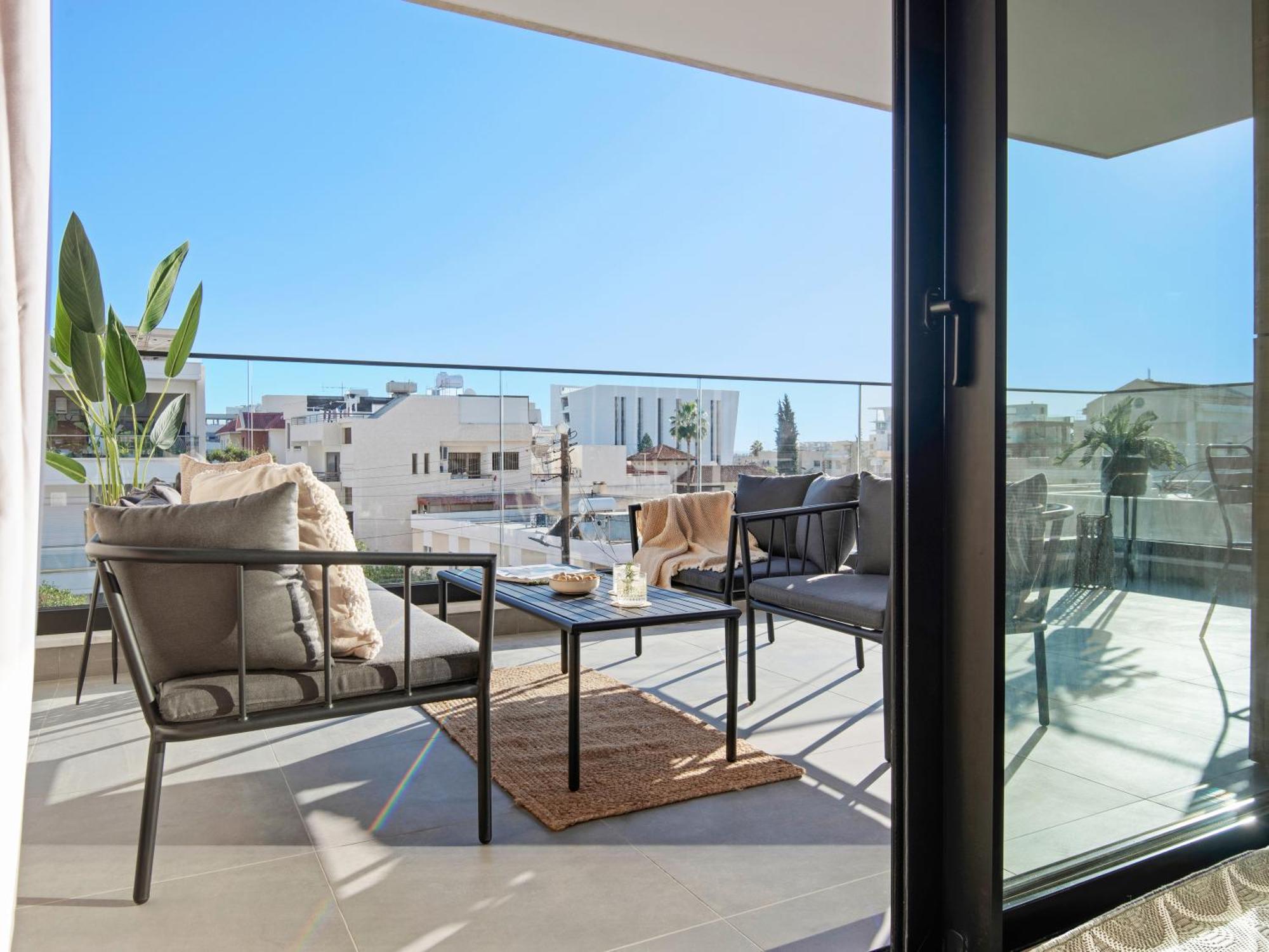 Sanders Crystal 1 Limassol Luaran gambar