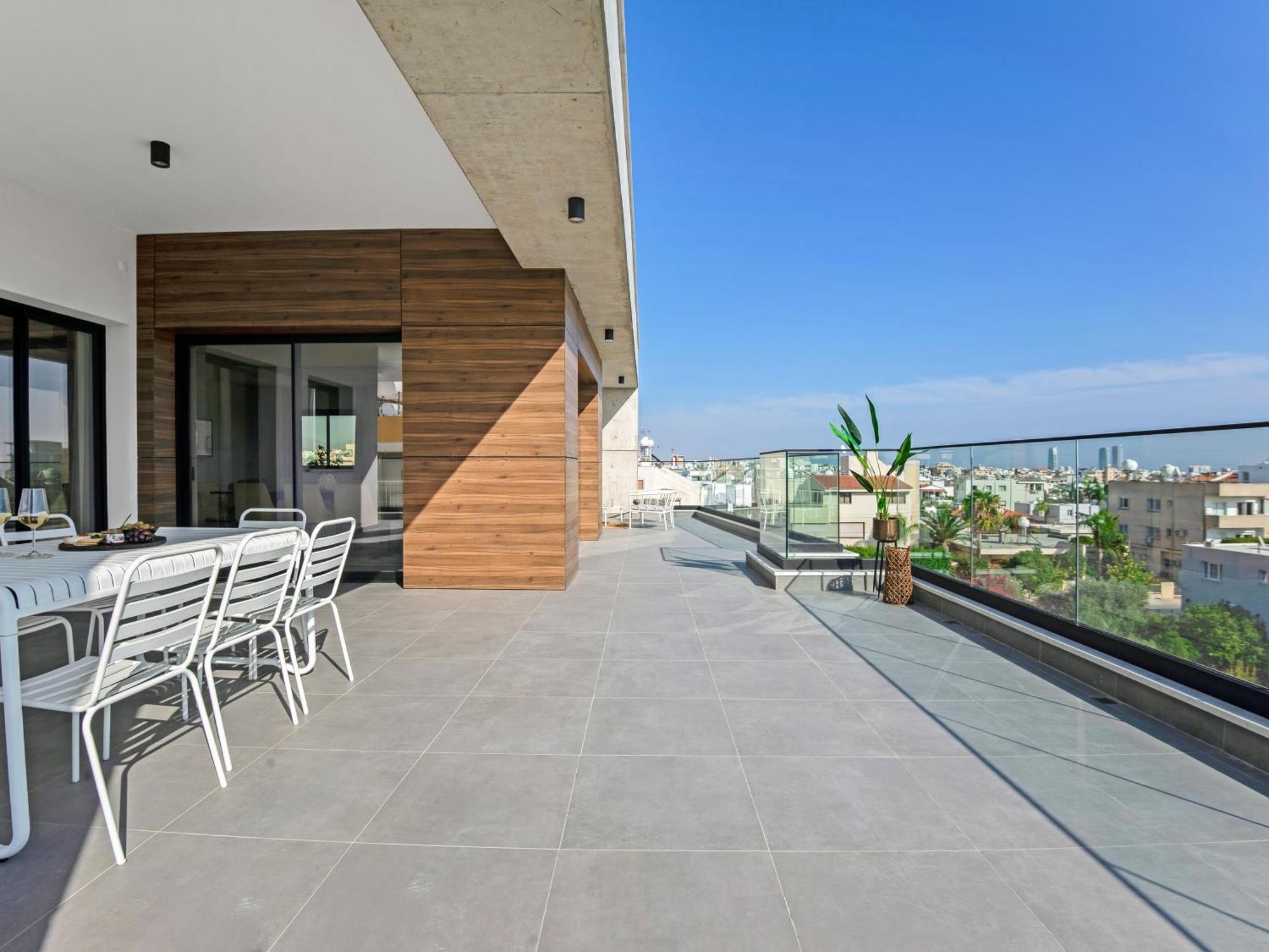 Sanders Crystal 1 Limassol Luaran gambar