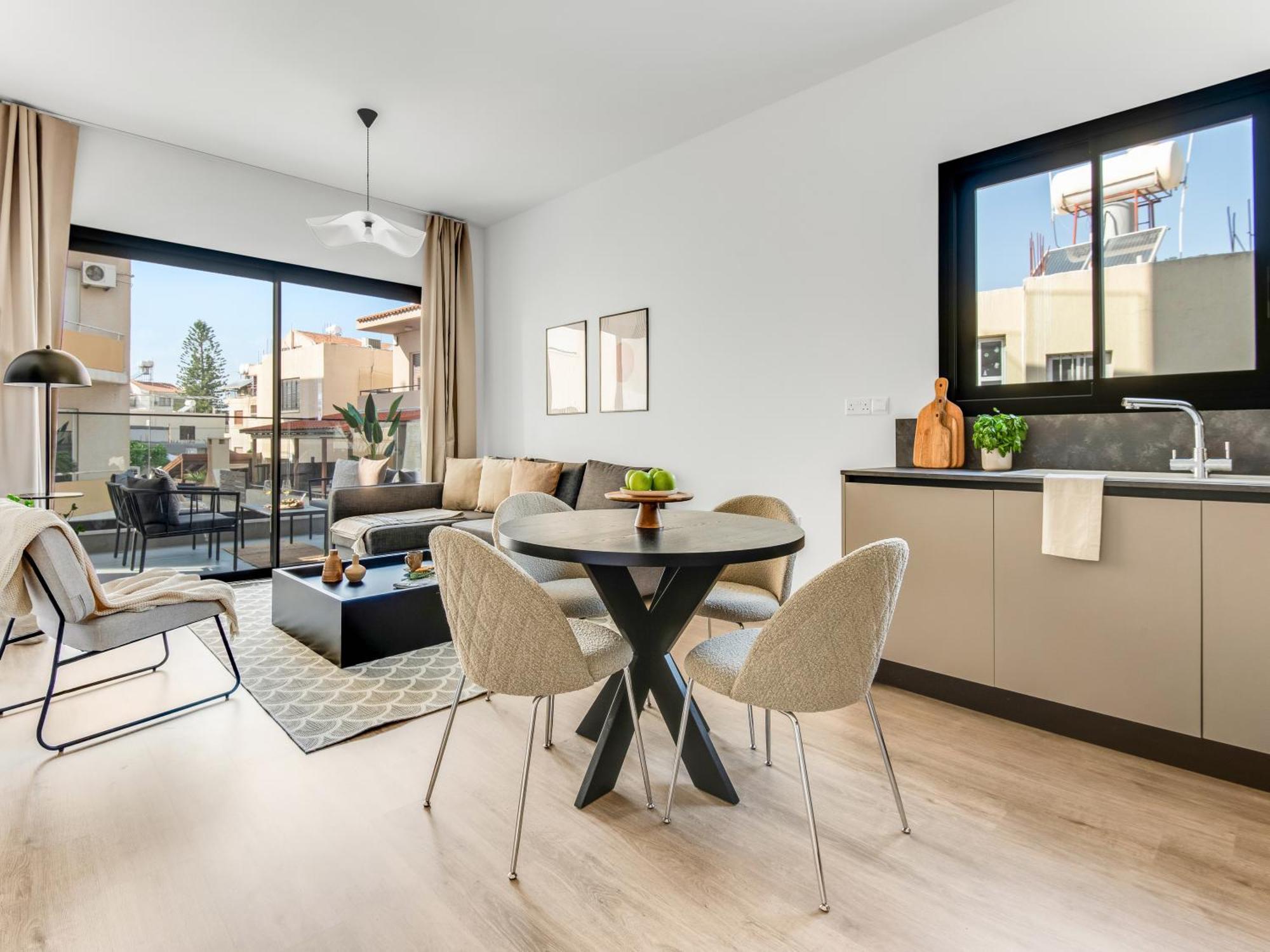Sanders Crystal 1 Limassol Luaran gambar