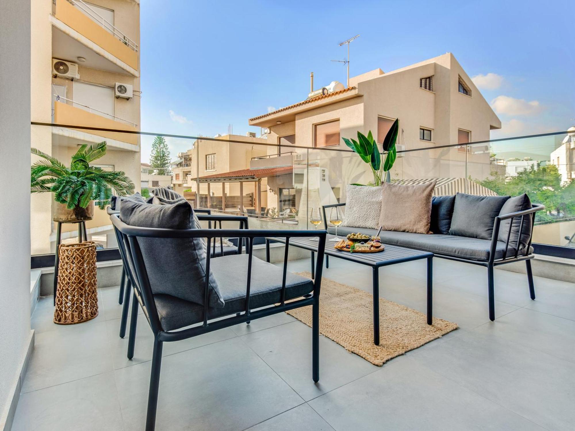 Sanders Crystal 1 Limassol Luaran gambar